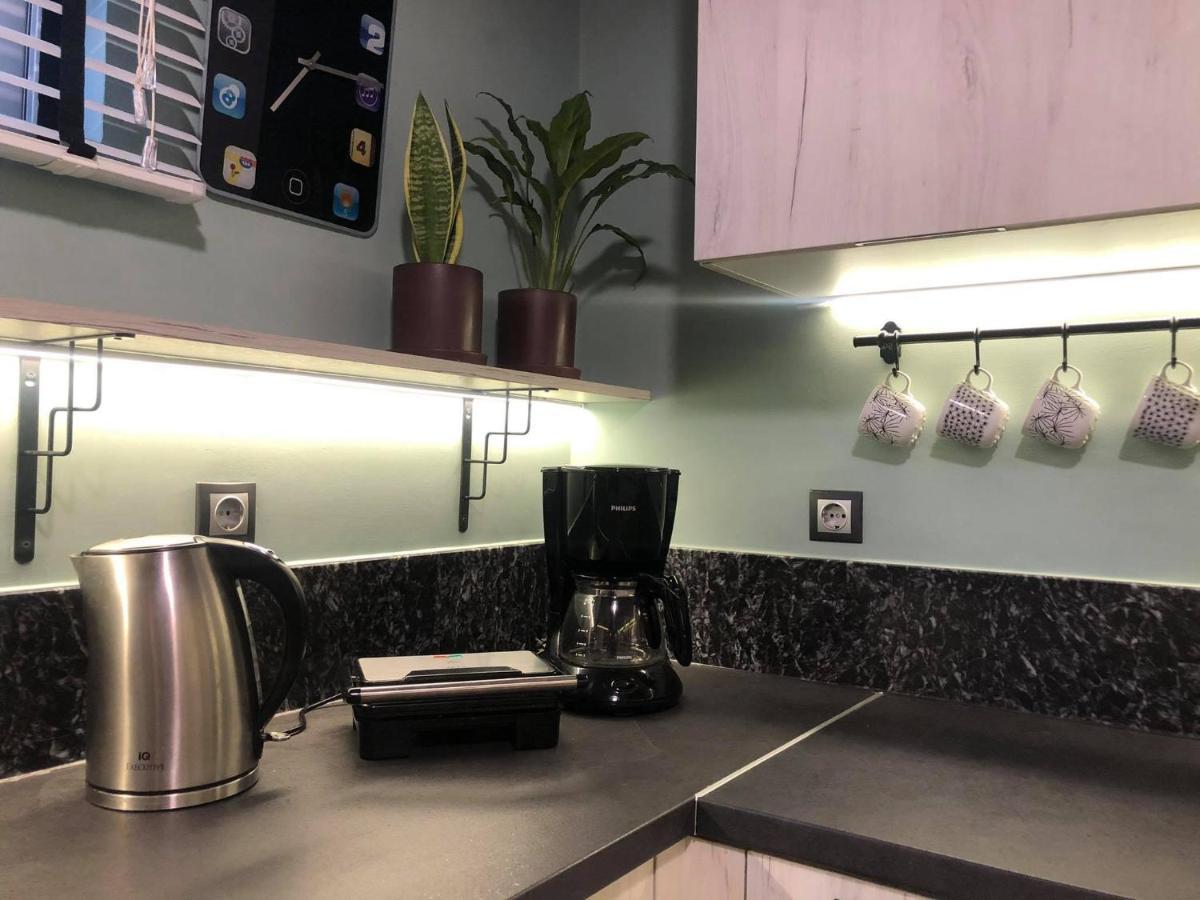 Amazing Semi-Basement Art Apartment Easy Walk To Nafplio Centre Bagian luar foto