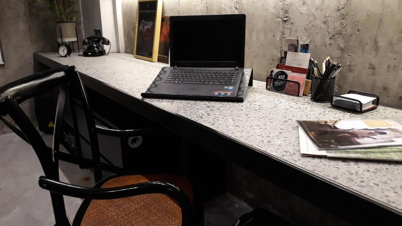 Amazing Semi-Basement Art Apartment Easy Walk To Nafplio Centre Bagian luar foto