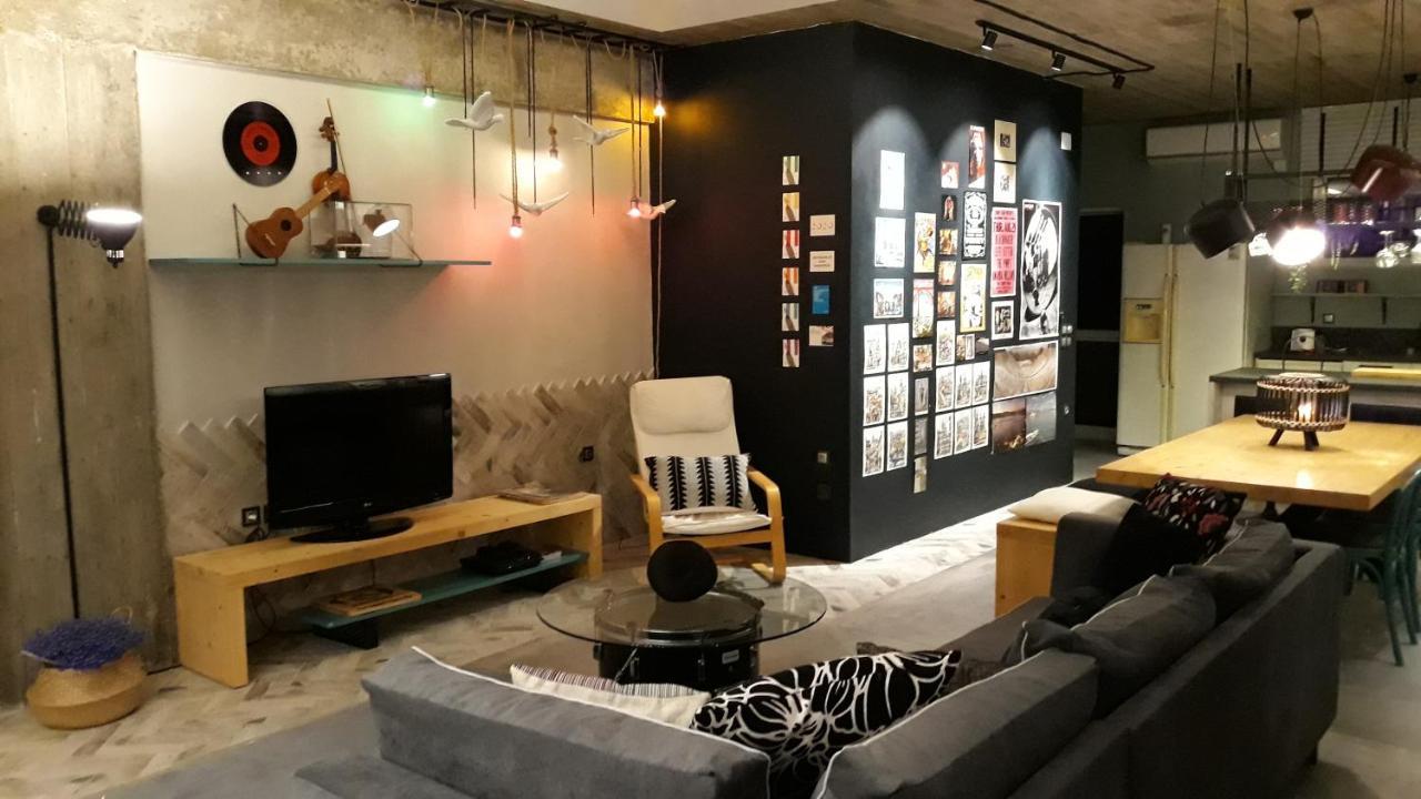 Amazing Semi-Basement Art Apartment Easy Walk To Nafplio Centre Bagian luar foto