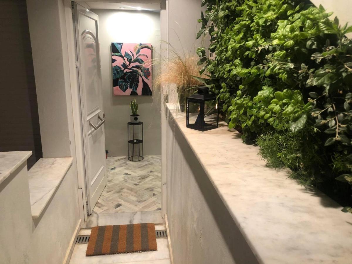 Amazing Semi-Basement Art Apartment Easy Walk To Nafplio Centre Bagian luar foto