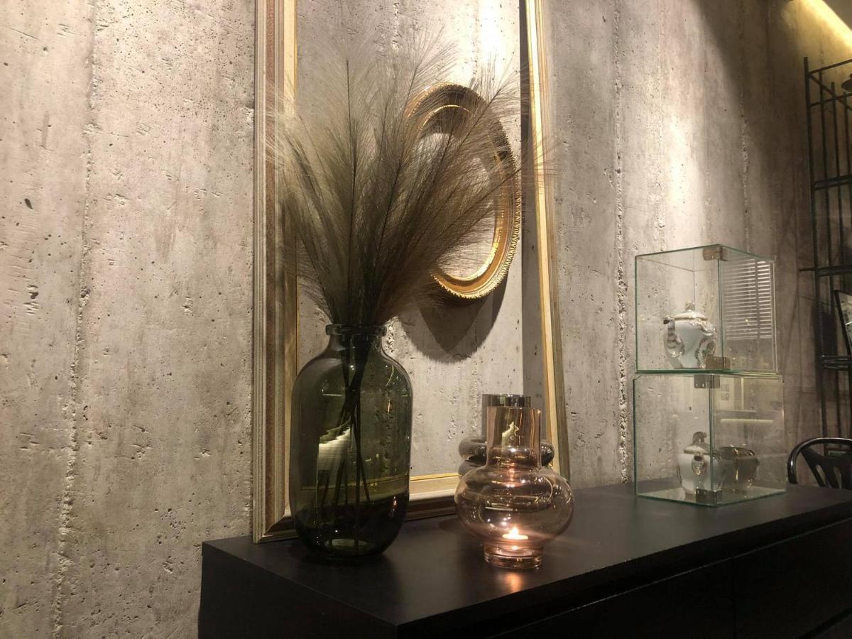 Amazing Semi-Basement Art Apartment Easy Walk To Nafplio Centre Bagian luar foto