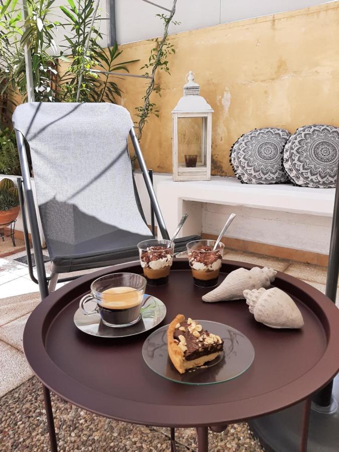 Amazing Semi-Basement Art Apartment Easy Walk To Nafplio Centre Bagian luar foto